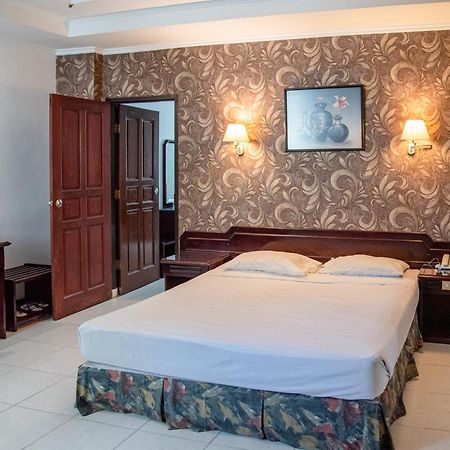 Melin Hotel Tanjungpinang Eksteriør bilde