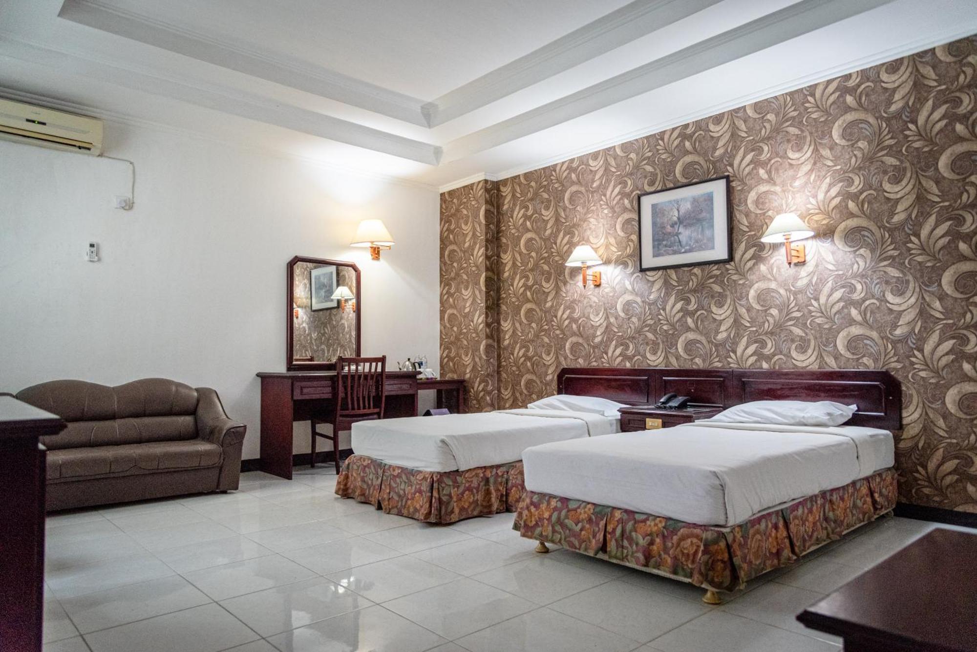 Melin Hotel Tanjungpinang Eksteriør bilde