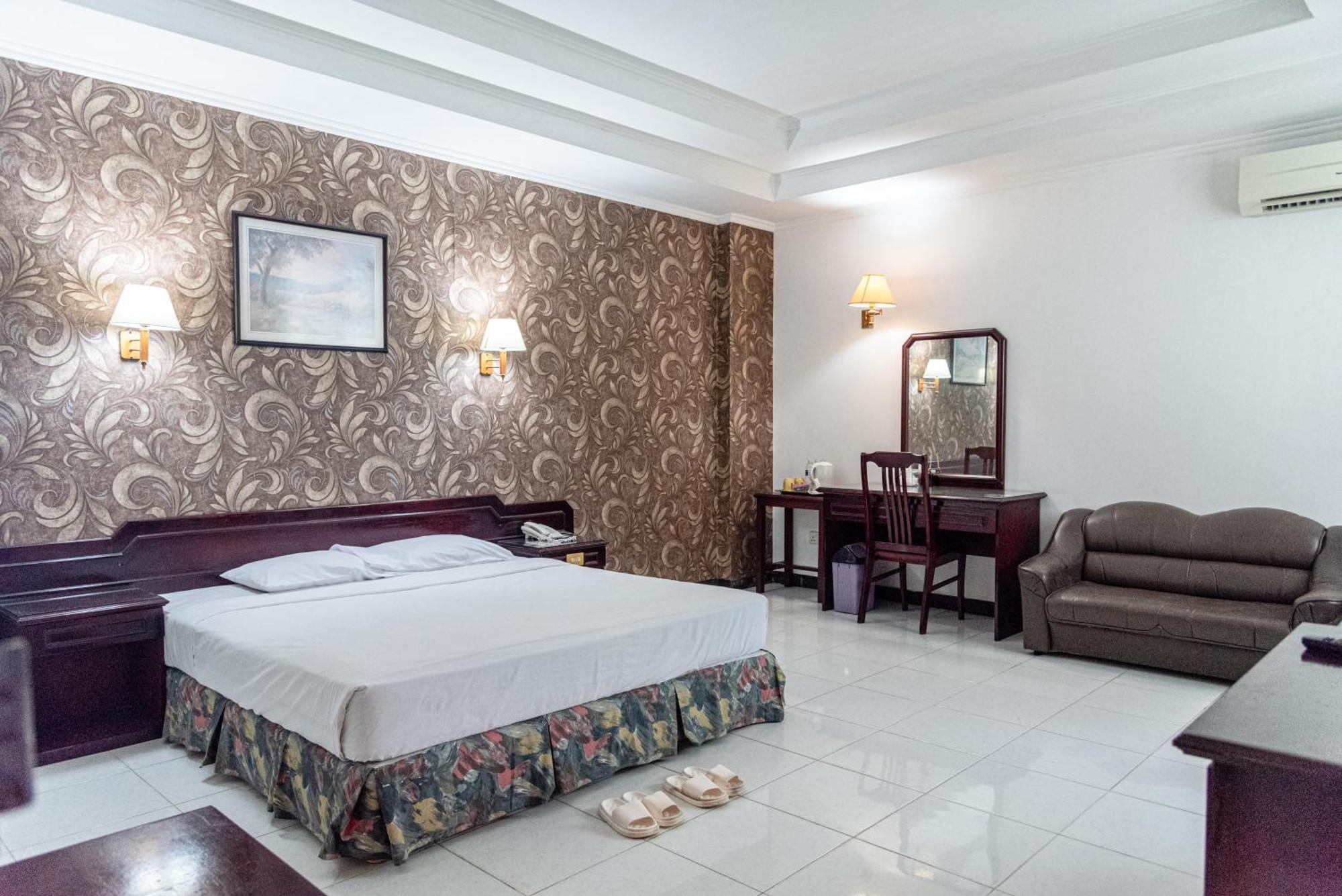 Melin Hotel Tanjungpinang Eksteriør bilde
